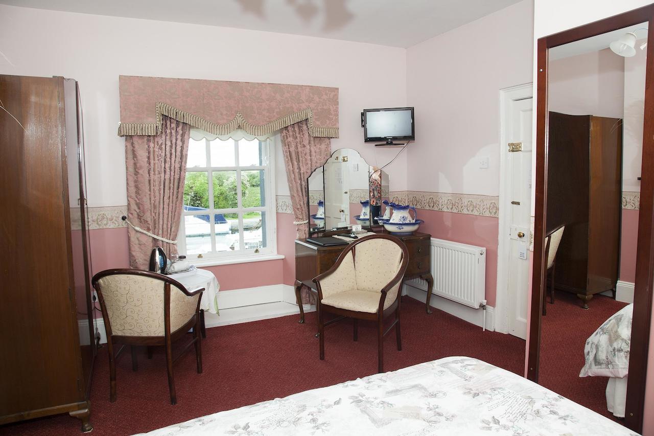 Bed & Breakfast The Harbour Masters House Banagher
